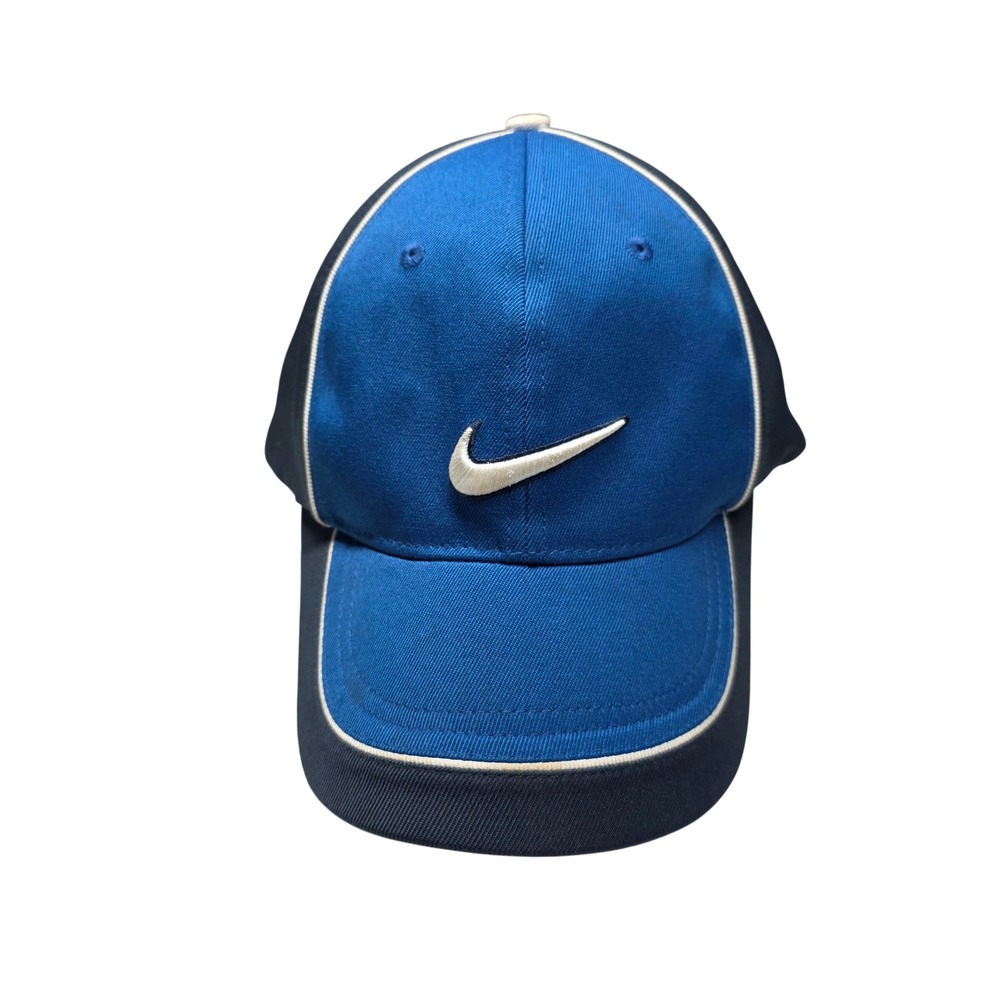 Nike Golf Fitted Hat Blue Navy White Swoosh Logo Cap Size S/M Embroidered Piping